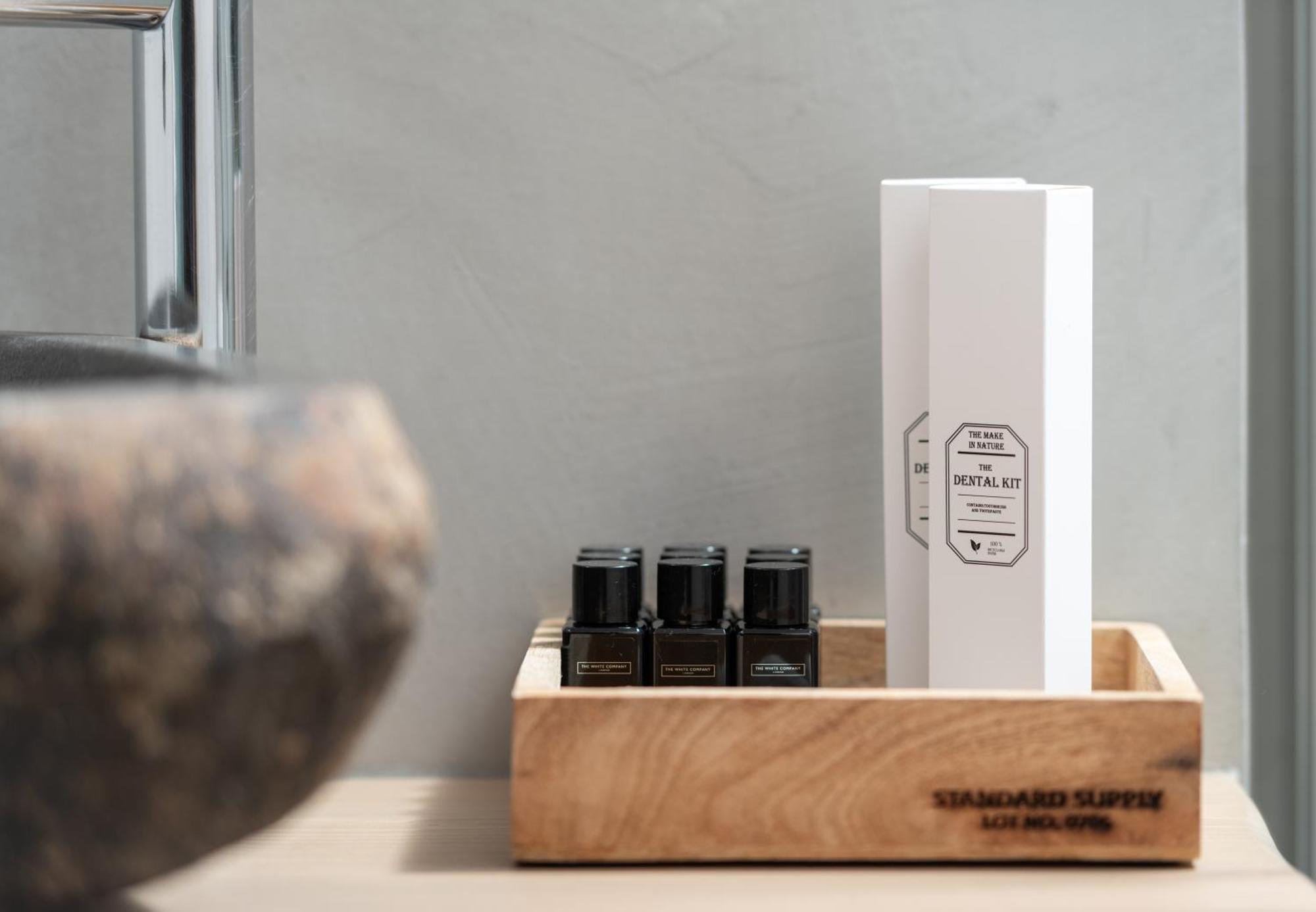 Evora Luxury Suites Mega Chorio エクステリア 写真