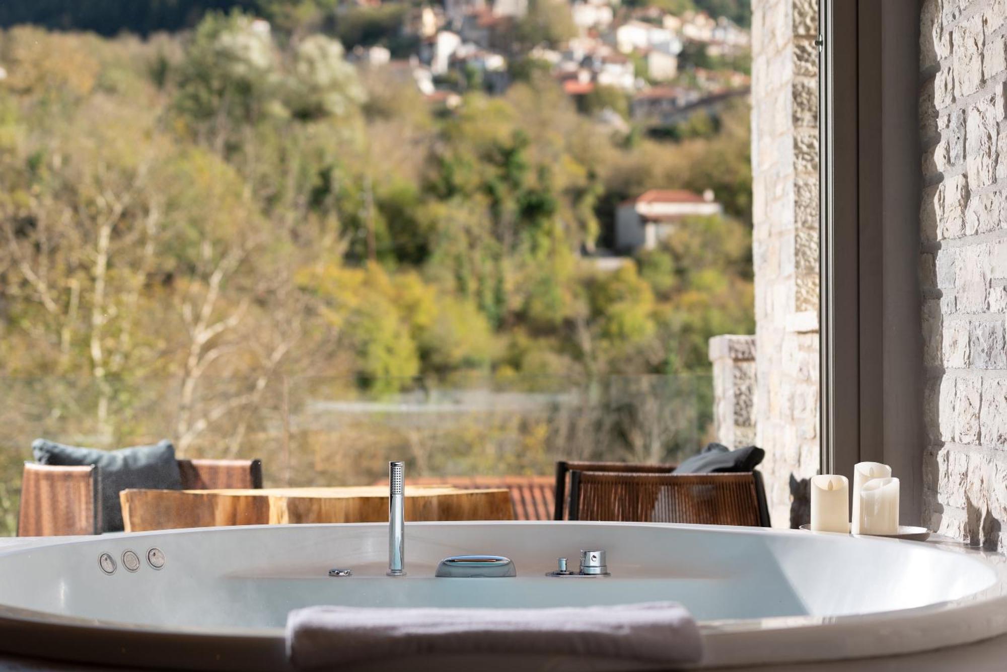 Evora Luxury Suites Mega Chorio エクステリア 写真