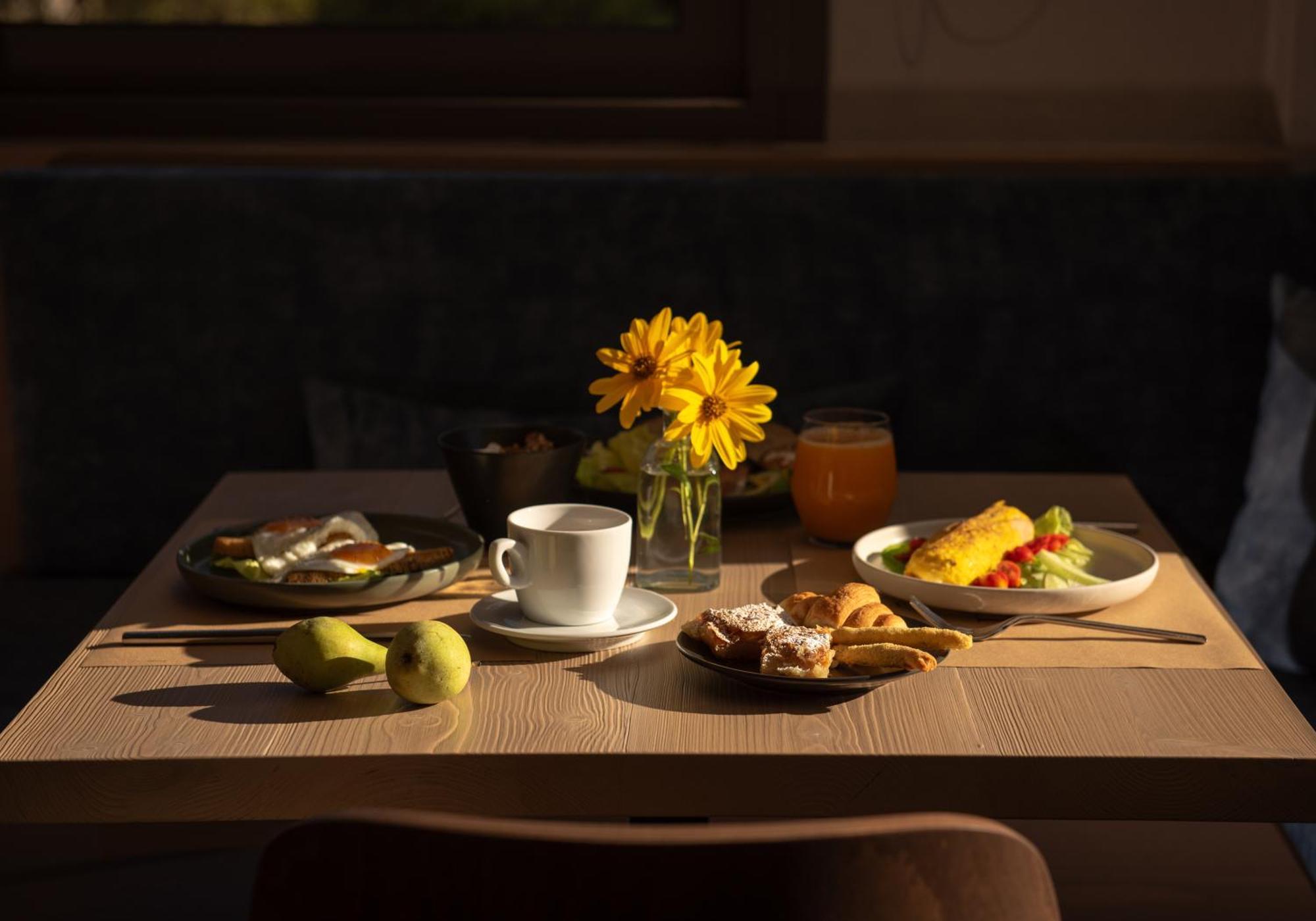 Evora Luxury Suites Mega Chorio エクステリア 写真