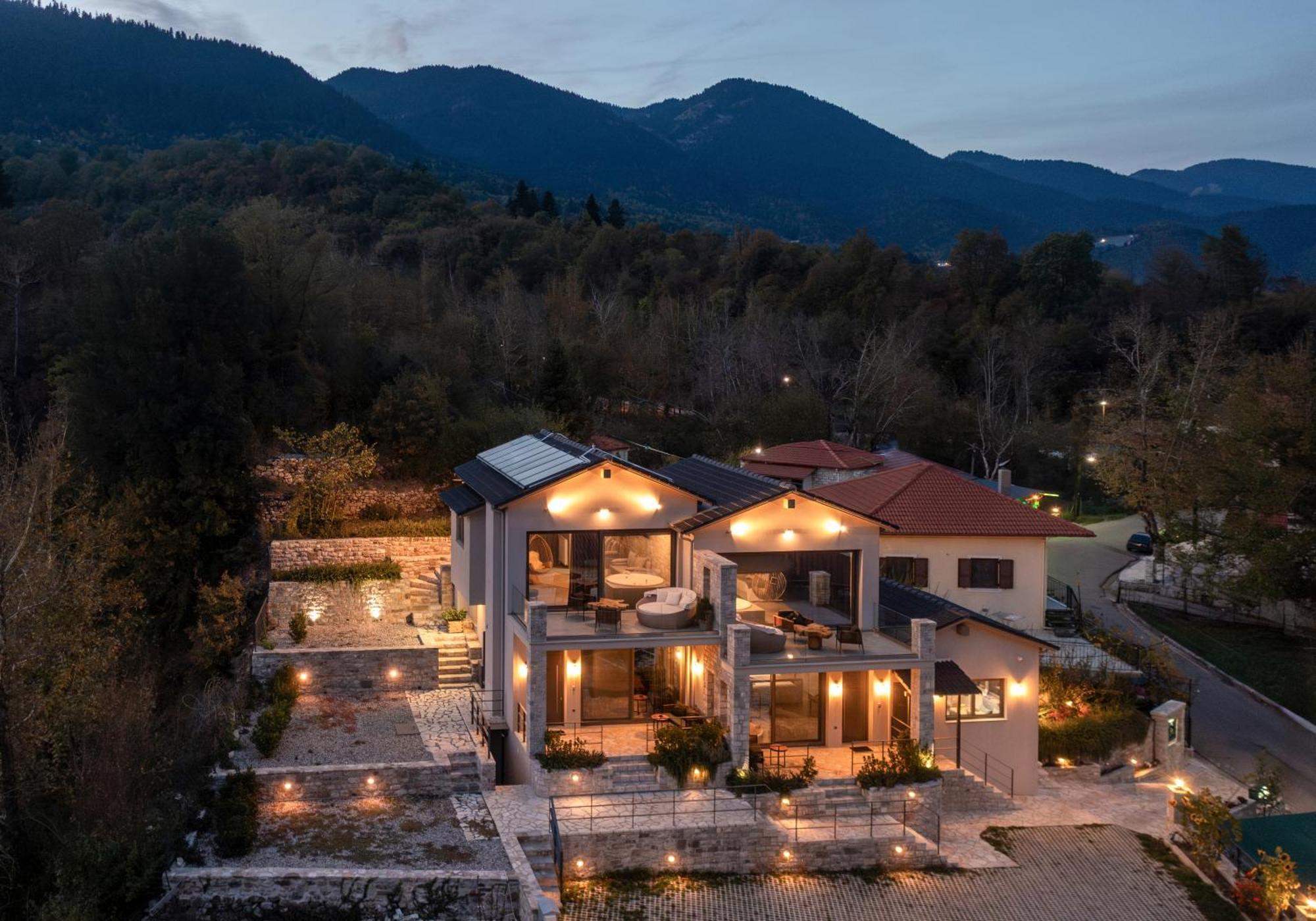 Evora Luxury Suites Mega Chorio エクステリア 写真